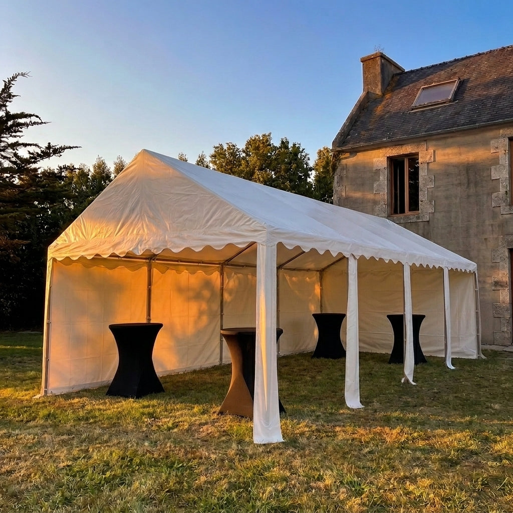 Barnum (4 x 8m) 40 personnes assises + mange debout (Noir)